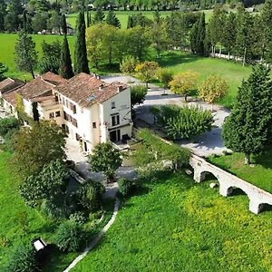 Hotell Hotel-restaurant Le Moulin De La Camandoule ***